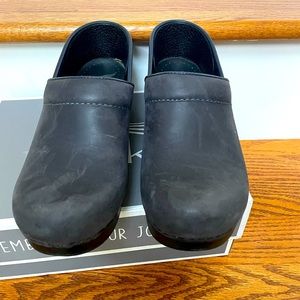 Dansko professional shoes. Like new. Navy. Only worn a few times. Like new.